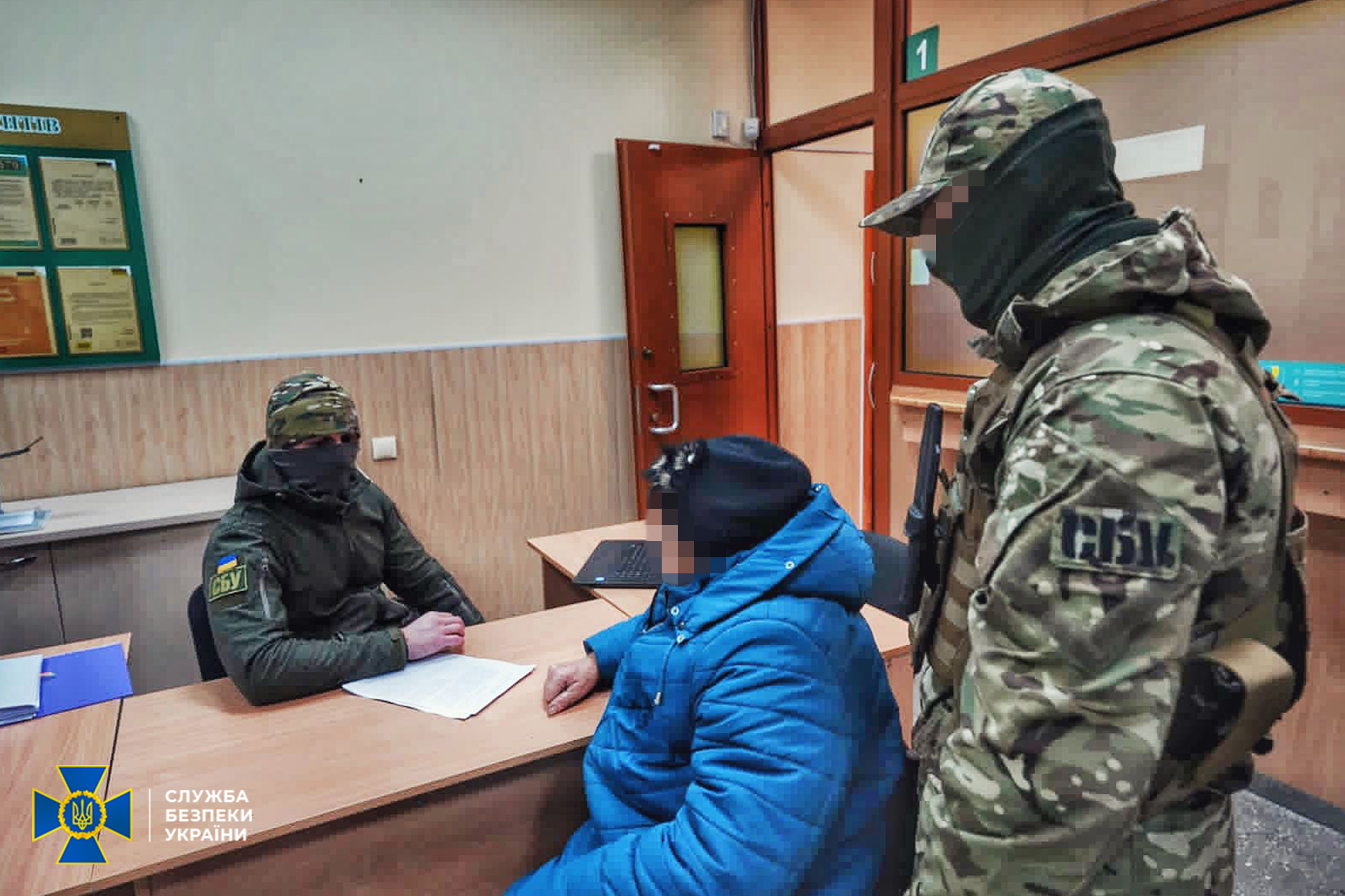 СБУ затримала в Лимані колаборантку, яка пропонувала «сухпайки» з рф в обмін на підтримку окупаційної влади