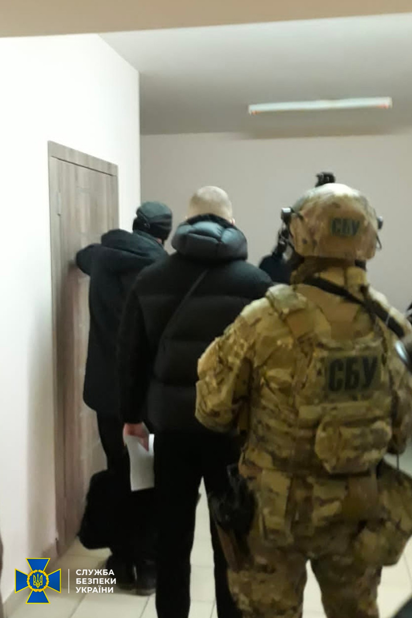 100%x180