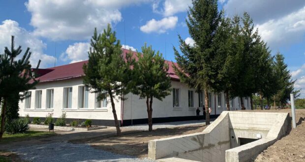 У громаді на Рівненщині встановили модульні укриття